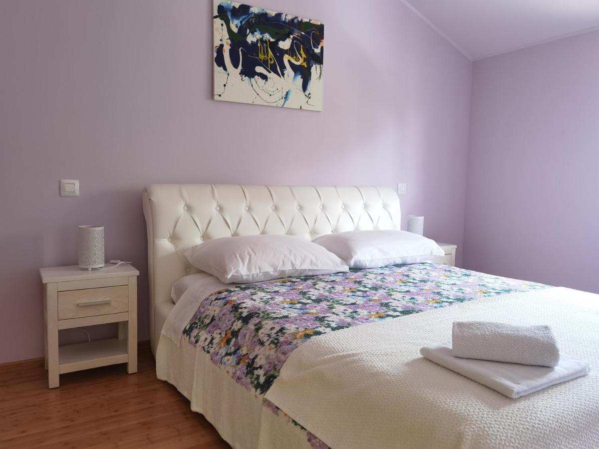 Apartment Luce Pićan Exteriér fotografie